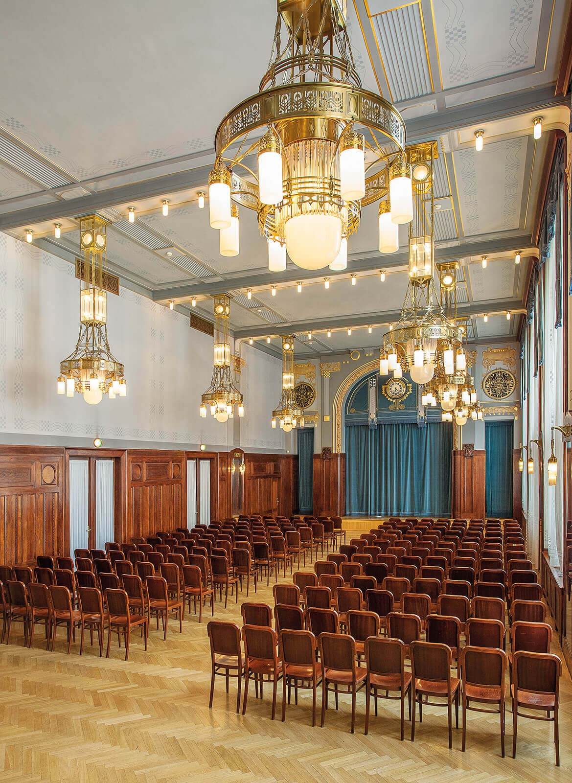 Concert at the Municipal House: The Sladkovský Hall